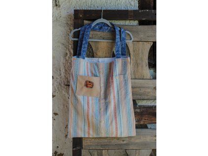 Upcyklovaná taška Sama sebou