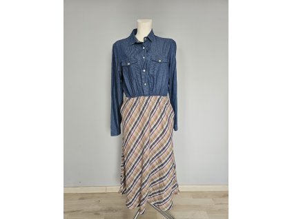 Upcyklované modré vzorované šaty