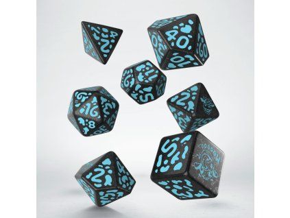 sada 7 kostek cow dice set moolissa modra a cerna scow02
