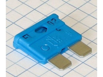 MTA Uni nožová poistka  15A