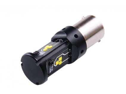 Zákaz používania na ver. komunikáciách (nie je  určená pre vonkajšie osvetlenie vozidiel) Náhrada žiarovky P21W 9 ks  čipov LG 1818 Vysoký svetelný tok 1200lm (žiarovka P21W  Odber prúdu pri 13,8V: 900mA dĺžka 53,5mm Nehlásí závady riadiacej jednotky na žiarovke  nových vozidiel so systémom kontroly vypálenej žiarovky. Táto funkcia nemusí byť dostupná vo všetkých vozidlách.