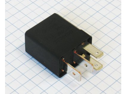 Relelé 4-kontaktné, 2x 6,3mm a 2x 4,8mm. Možné doobjednať držiak - modul č.01.01480 a 01.01560