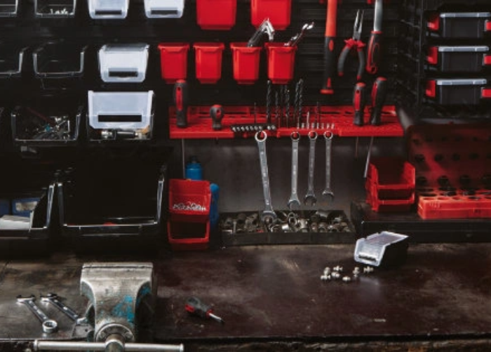 Pomocníci v dílně