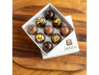 63029 janek jankova darkova krabicka 9 ks pralinek 1