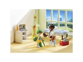 Pediatr s malým pacientem PLAYMOBIL 71619