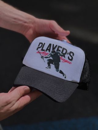 Z ledu rovnou na hlavu pořádnou truckerku, která má koule 🫡 – precizní potisk – comfy materiál – budeš vypadat jak...