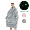 Deka s rukávy a kapucí svítící ve tmě - Pro dospělé