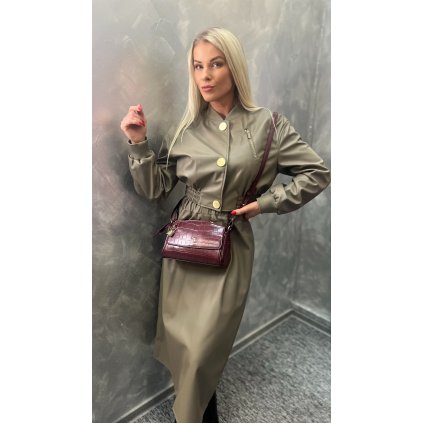 3DB1AD8C 4946 4B1E 9C38 A685E2552152