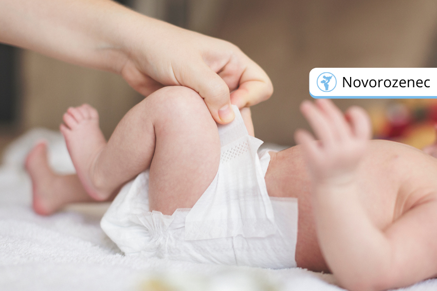 Jak přebalit novorozence?