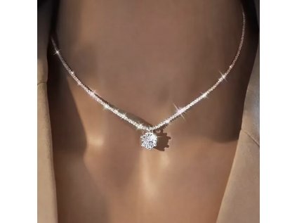 jemný stříbrný společenský náhrdelník Dropy