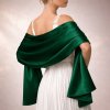 saténový šál přes ramena přehoz přes společenské šaty výběr barev zelená