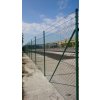 stvorhranne pletivo na plot pozinkovane a poplastovane machova zelena ral 6005 004