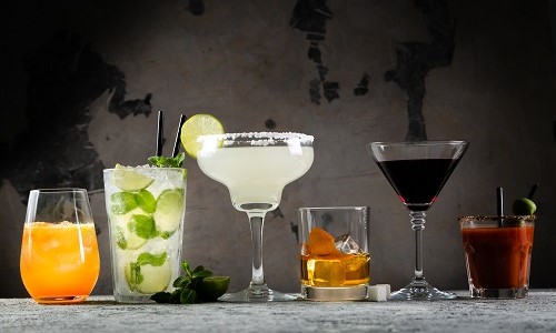 Průvodce rozdělením koktejlových sklenic