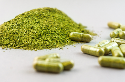 Jak funguje kratom, jeho účinky a působení v těle