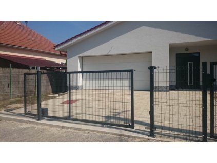 4911 posuvna brana na kolajnici zelena 1750 x 3500 mm