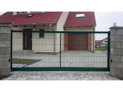5469 samonosna posuvna brana zelena 1250 x 3500 mm