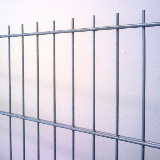 Betafence Sp.z o.o. PANEL NYLOFOR® 2D SUPER - POZINKOVANÝ, 1230 x 2500 / 100 x 50 / 6.0 mm