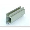 PVC DRŽIAK PODHRABOVEJ DOSKY 25 cm - SIVÝ PRE STĹPIKY 60 x 60 mm