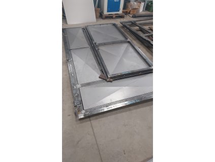 Masivní halová vrata, export Švédsko