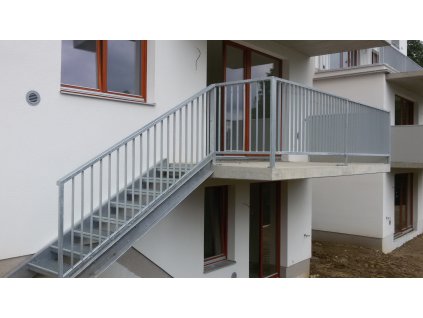 Zábradlí vstupního schodiště BD