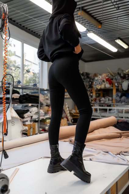 Dlhé legíny MISTY BLACK
