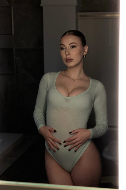 Body s prúžkom MATCHA 1