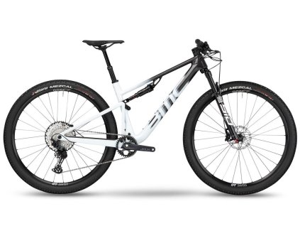 bmc 23 10517 007 bmc fourstroke three mountain bikes 1
