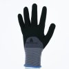 Rukavice s mechanickou ochranou, nepropustné do poloviny hřbetu ruky, s dobrým citem a úchopem v prostředí s výskytem olejů (Barva Šedá-Černá, Velikost 7)