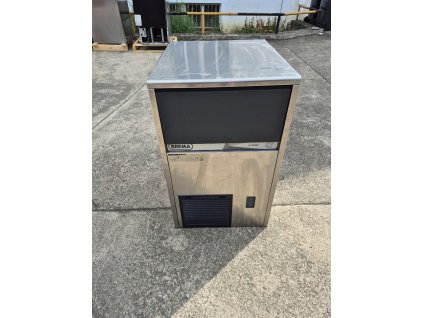 Výrobník ledu Brema CB 425 W HC B-CUBE - chlazení vodou, 3 měsíce používaný