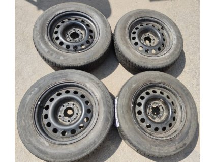 ALU plechy BMW E39 5x120 R15 6,5Jx15H2 ET 18 se zimními pneu 205/65 R15