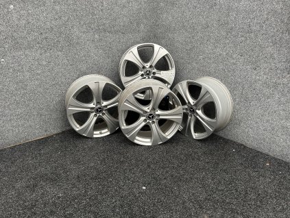 Alu kola Mercedes-Benz
