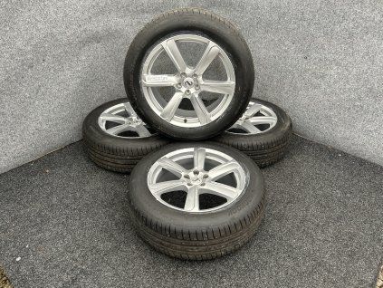 Alu kola Volvo