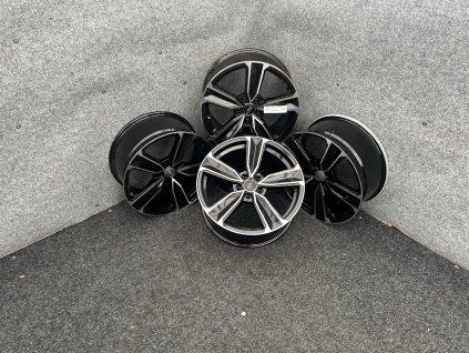 Alu kola Audi