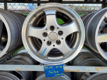 6,5x15 ET38 5 x108 použitá Disky > Alu RONDELL