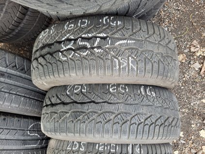 205/60 R16 92H zimní použité pneu KLÉBER KRISALP HP2 (1)