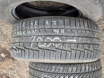 225/45 R17 94H zimní použitá pneu NOKIAN WR A3