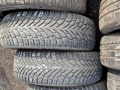 225/60 R18 104H zimní použité pneu NOKIAN WR SUV 4