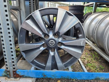 6,5x17 ET45 5x114,3 orig.použitá Disky > Alu NISSAN