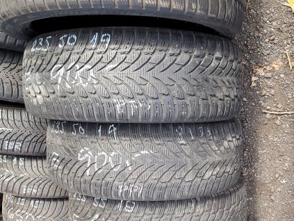 235/50 R19 99V zimní použité pneu NOKIA WR SUV4