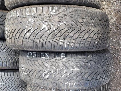 235/55 R18 104H zimní použité pneu NOKIAN WR SUV 4