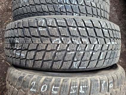215/65 R16 98H zimní použité pneu NEXEN WINGUARD SUV