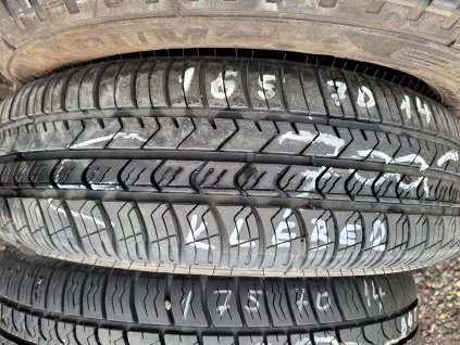 165/70 R14 81T letní použitá pneu KLÉBER VIAXER AS