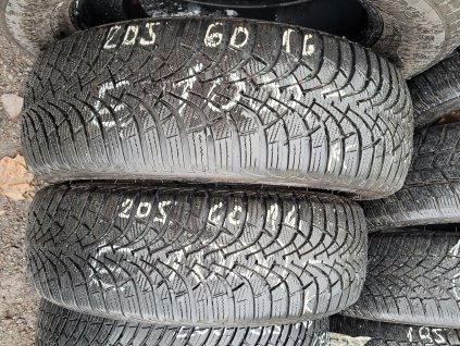 205/60 R16 99H zimní použité pneu NOKIAN WR D4