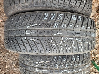 225/65 R17 106H zimní použitá pneu NOKIAN WR SUV3