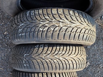 185/60 R15 88T zimní použité pneu NOKIAN WR D3