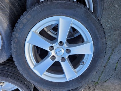 7x16 ET47 4x114,3 použitá Disky > Alu DECENT + pneu