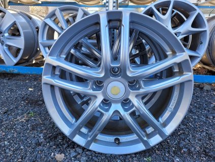 7x17 ET45 5x112x57 použitá Disky > Alu DEZENT