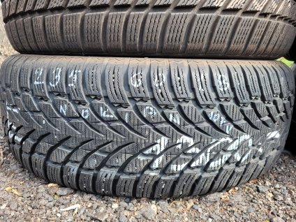 235/60 R18 107V zimní použitá pneu NOKIAN WR SUV4