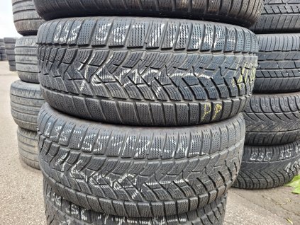 235/55 R17 103V zimní použité pneu DUNLOP WINTER SPORT 5 SUV
