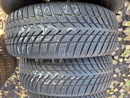 215/60 R17 96H zimní použité pneu NOKIAN SNOWPROOF 2 SUV